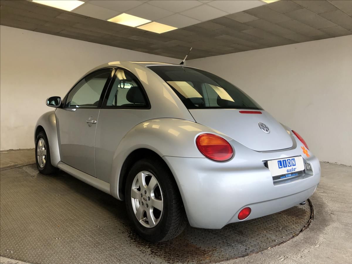 Volkswagen New Beetle, 1,6 MPI - fotka 5