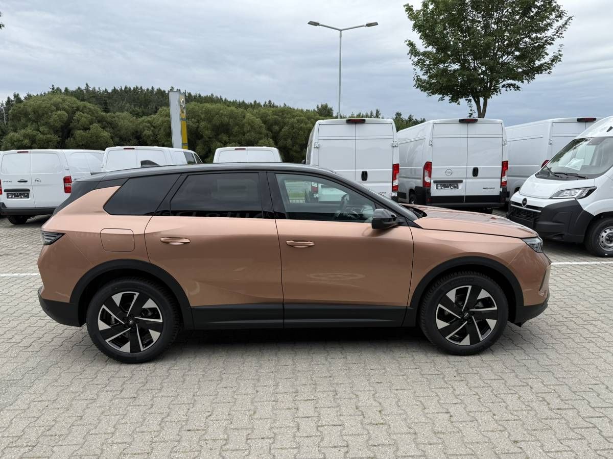 Opel Grandland, GS Hybrid 1.2 TURBO (107kW/145 - fotka 6