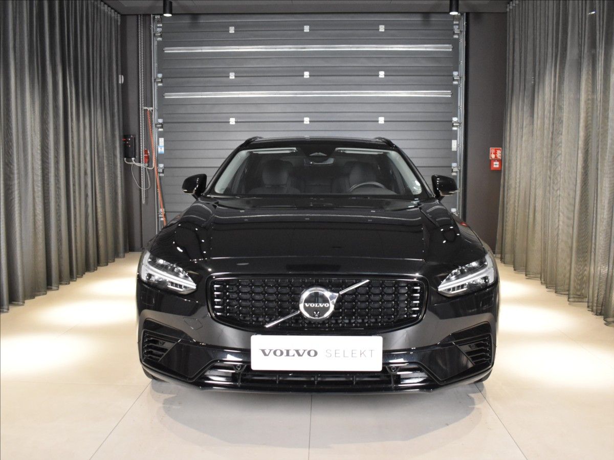 Volvo V90, 2,0 T6 Plus Dark Ventilace - fotka 6