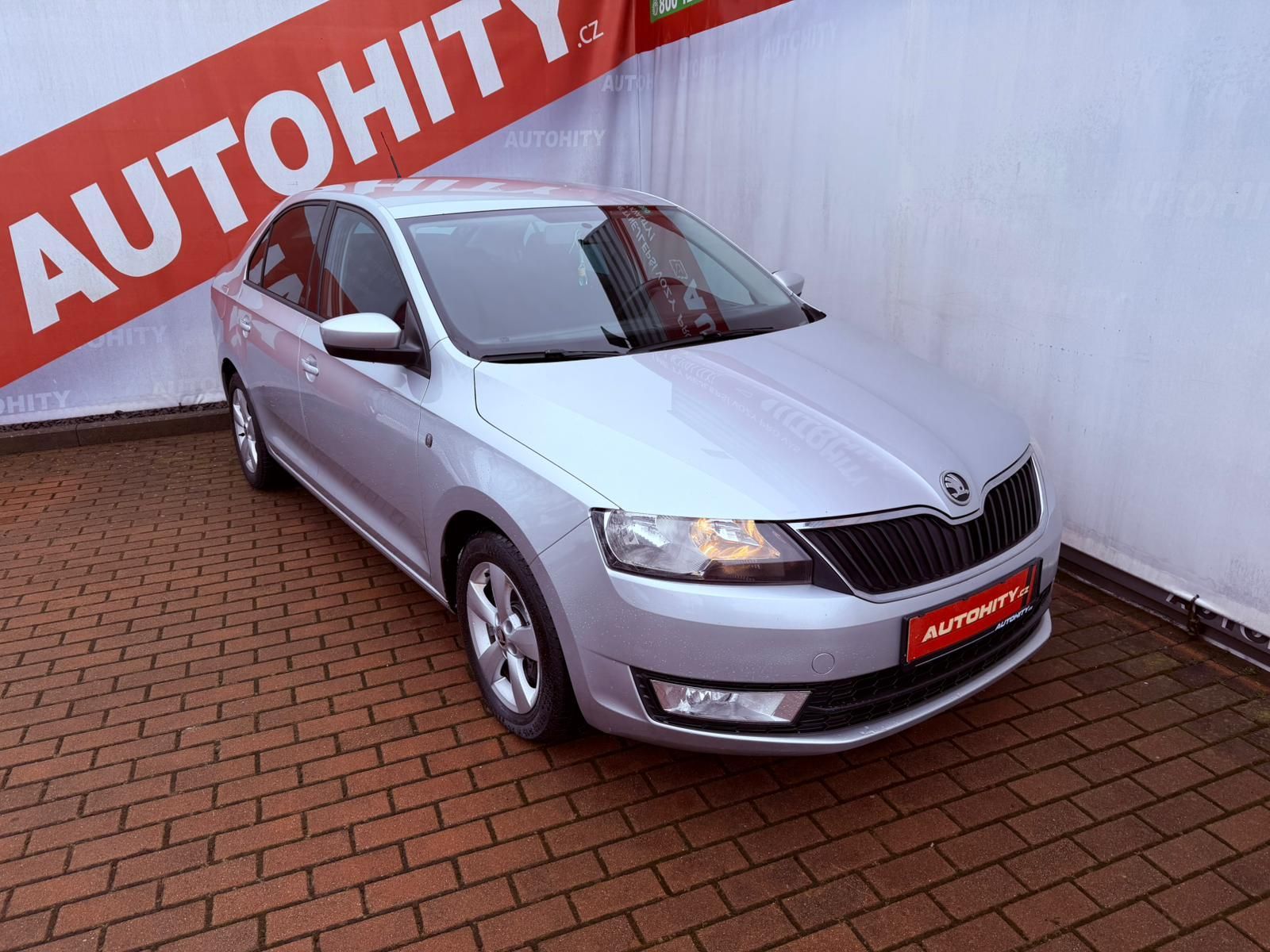 Škoda Rapid, 1.6 TDi Ambition Fresh, ČR - fotka 3