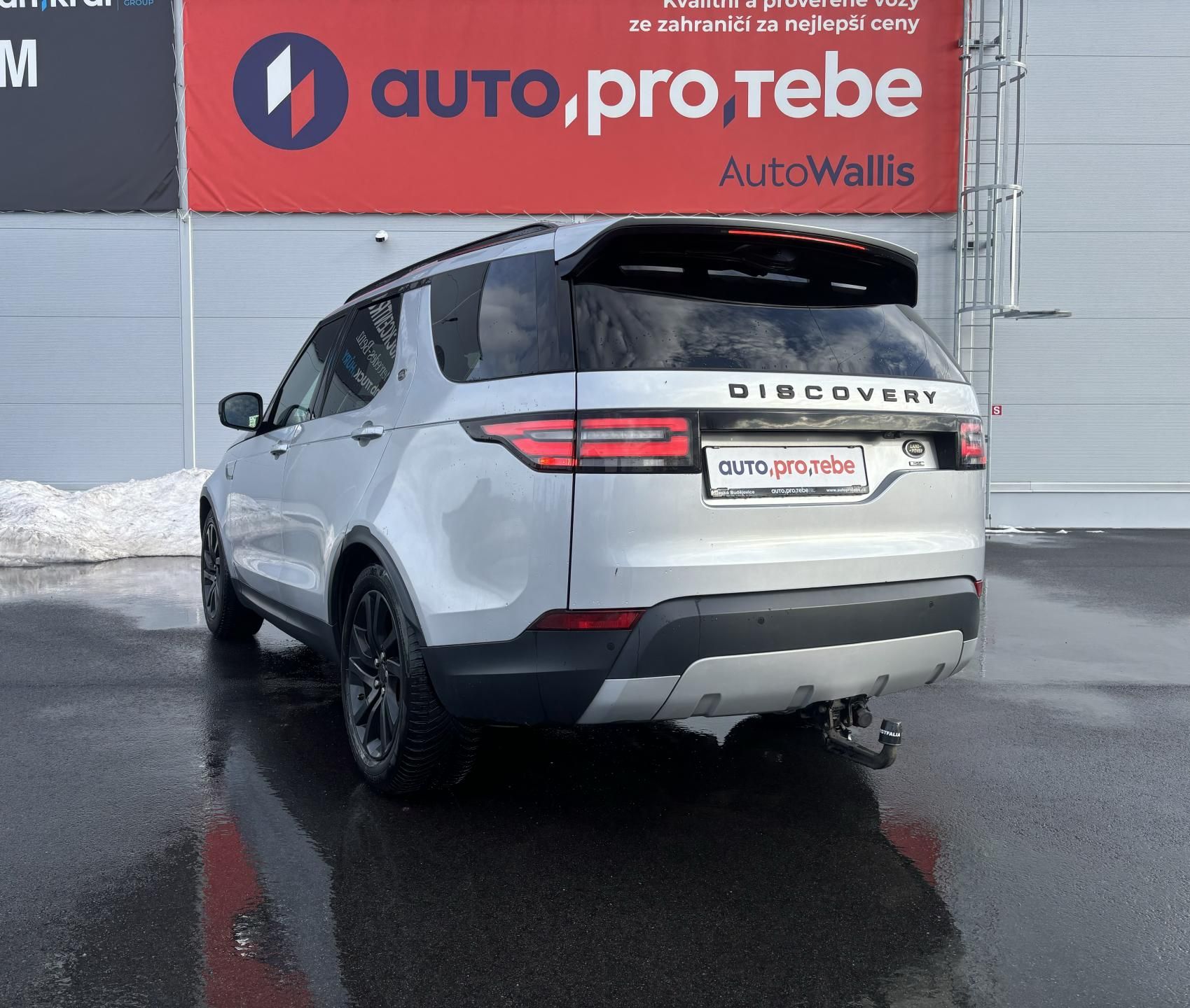 Land Rover Discovery, 2.0SD4 177kW LUXURY 7-Míst TZ - fotka 5