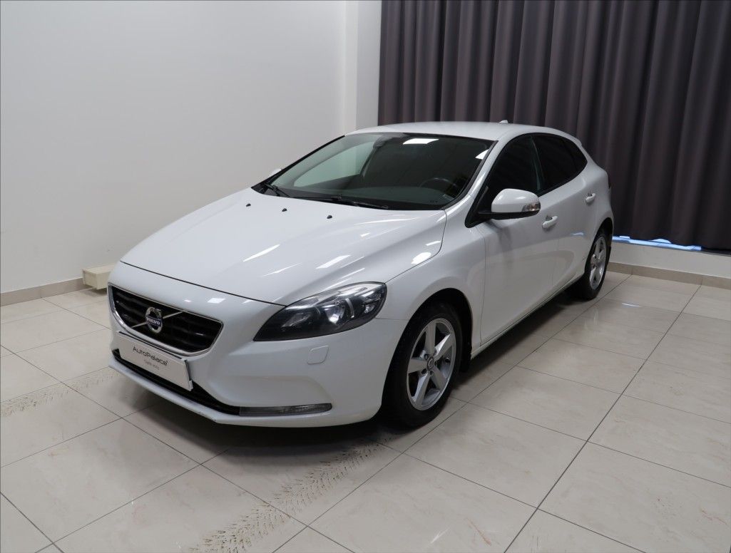 Volvo V40, 1,6 D2