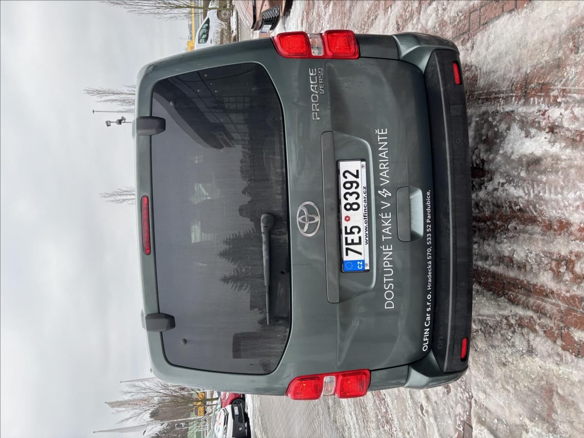 Toyota Proace, 2,0 Family 8S Webasto - fotka 6