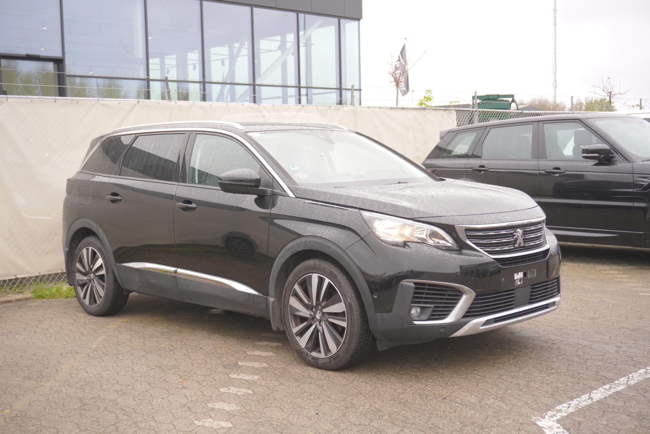 Peugeot 5008, 5008  1,2I 96 kW ALLURE 7 MÍST - fotka 3