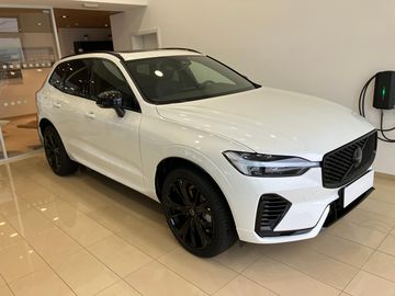 T6 AWD Black Edition Plus AT8
