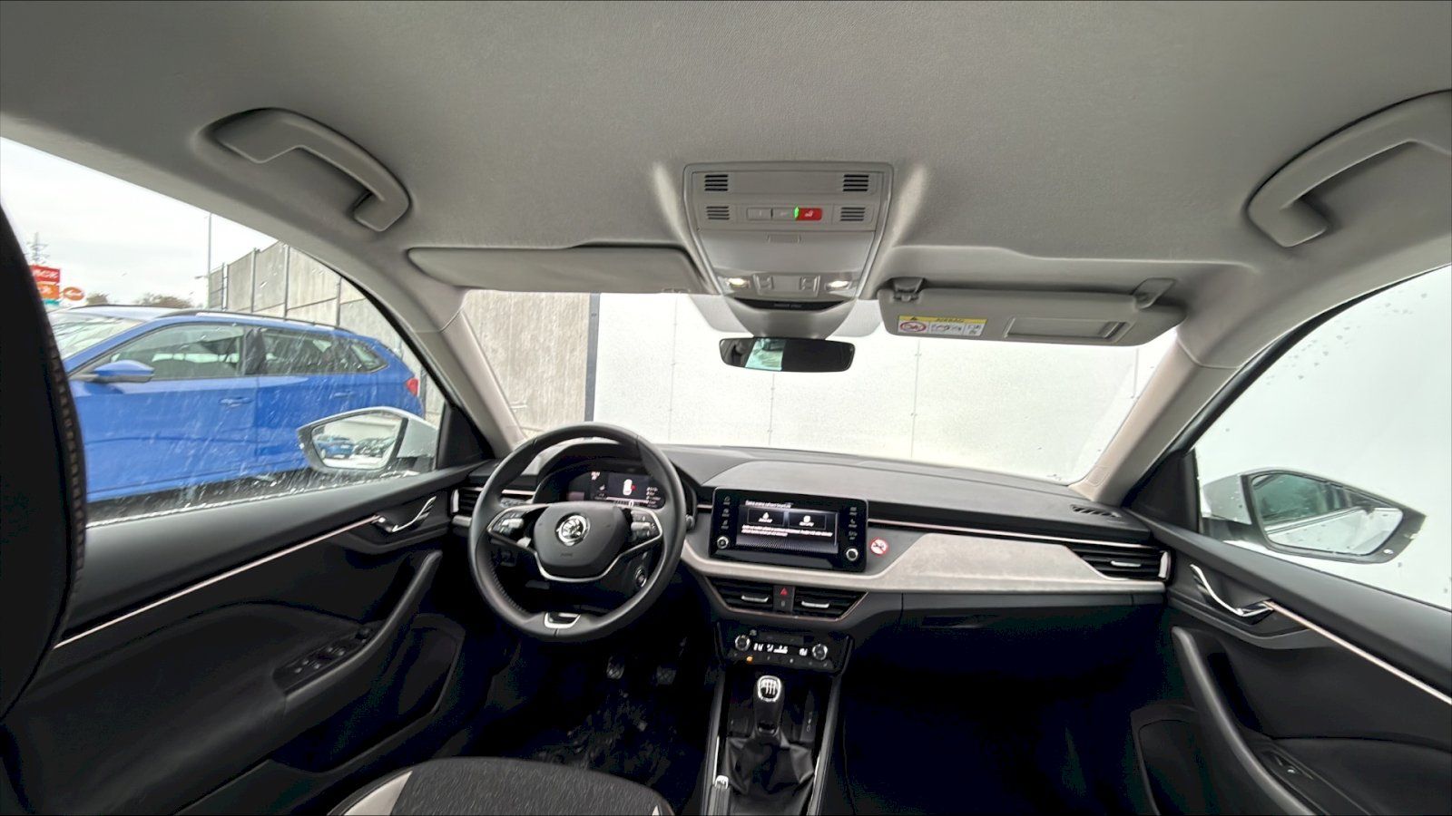 Škoda Kamiq, Top Selection 1,0 TSI 85 kW 6- - fotka 5