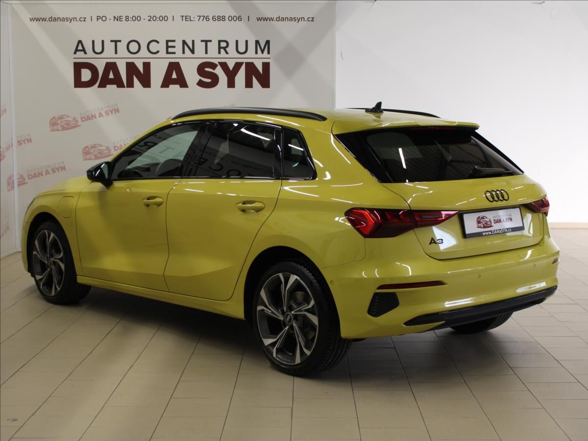 Audi A3, 1,4 40 TFSI  e Sportback advan - fotka 6