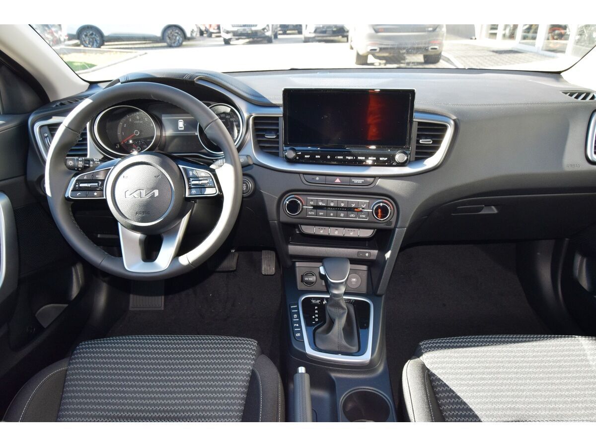 Kia Cee´d, SW 1,5 T-GDi 7DCT TOP - fotka 5