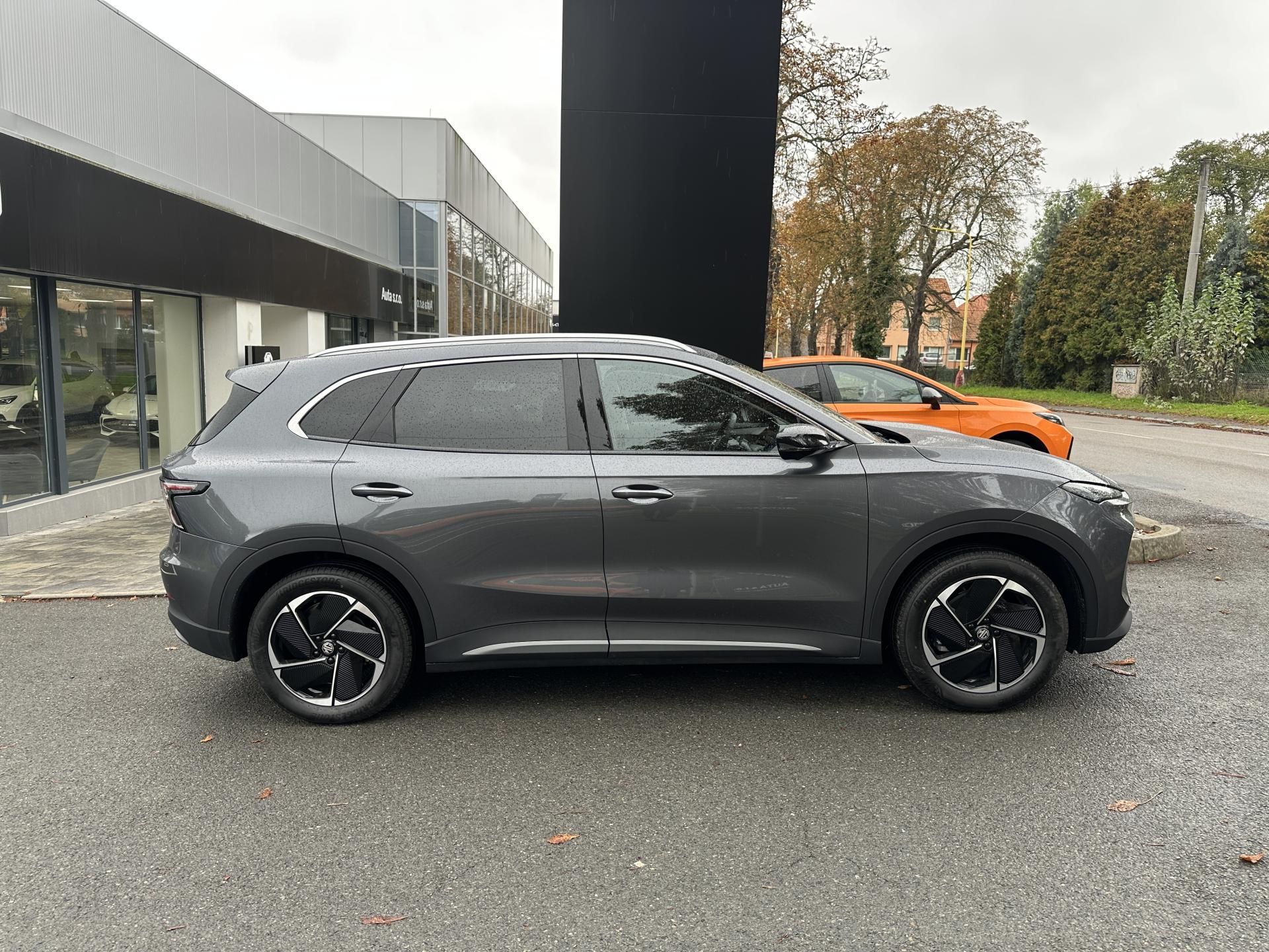 MG MGS5 EV, EXCLUSIVE - fotka 4