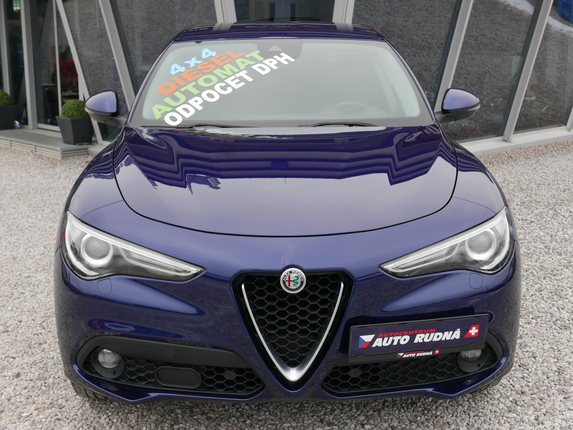Alfa Romeo Stelvio, 2,2 JTD Q4 154kW Automat - fotka 4