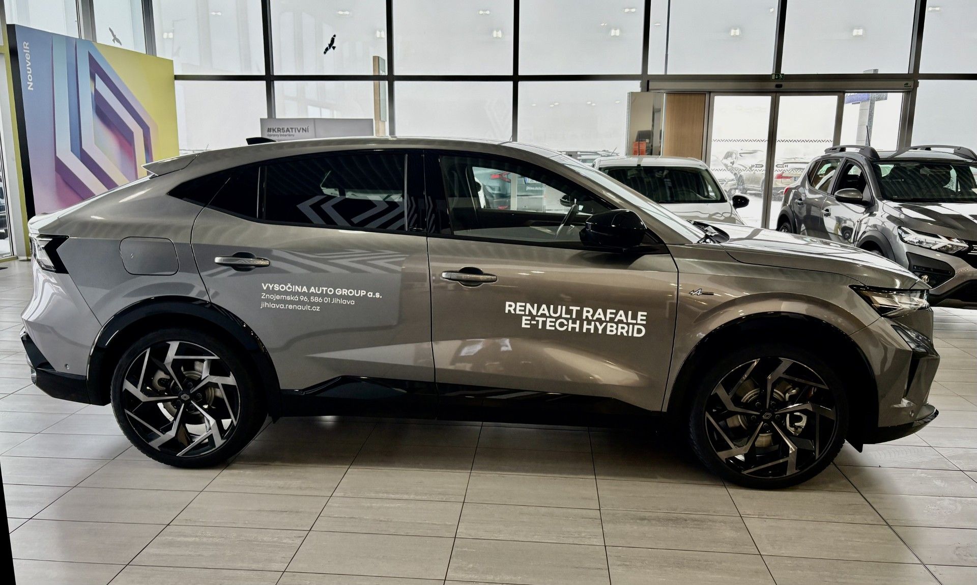 Renault Rafale, Hybrid E-Tech 4x4 300 - fotka 2