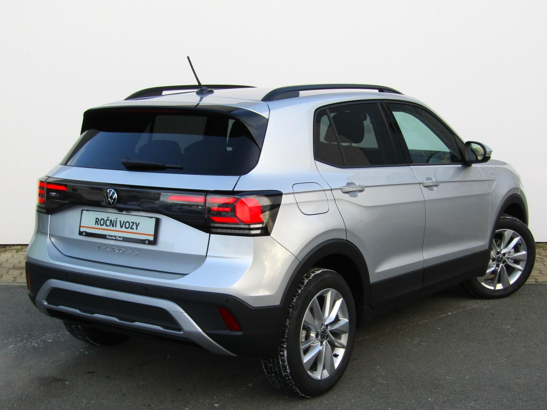 Volkswagen T-Cross, People 1.0 TSI 85 kW 7DSG - fotka 2