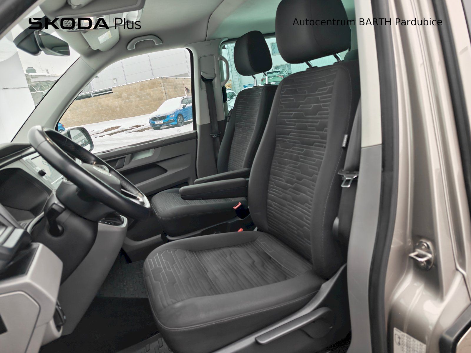 Volkswagen Caravelle, T6.1 / 2,0 TDI / 110 kW / DSG - fotka 6