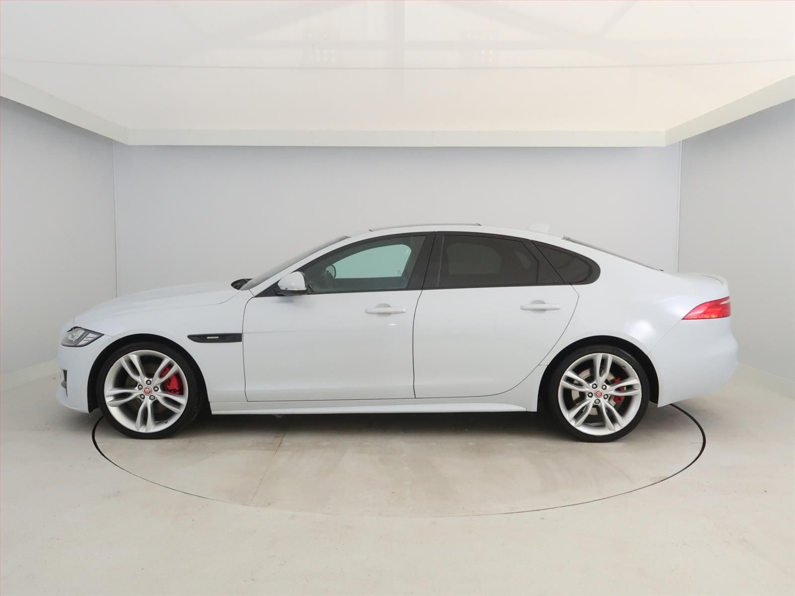 Jaguar XF, 30d, NOVÁ CENA, Automat - fotka 3