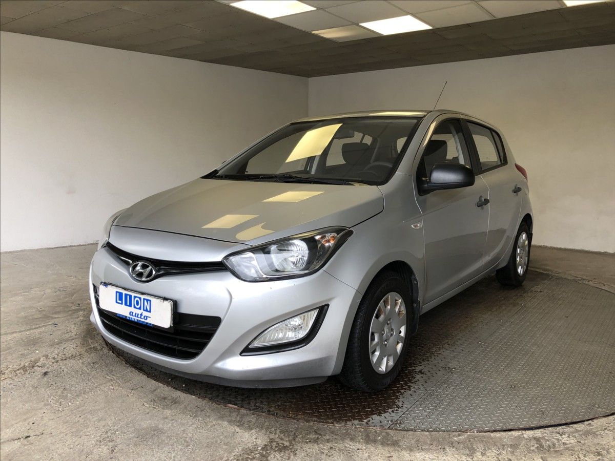 Hyundai i20, 1,3 16V - fotka 3