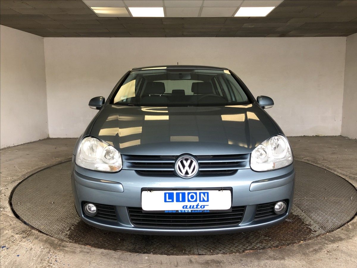 Volkswagen Golf, 1,6 MPI - fotka 2