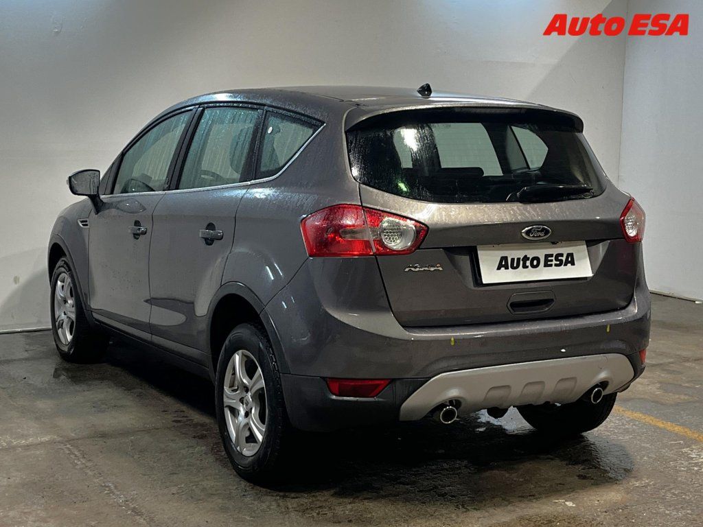 Ford Kuga, 2.0 TDCi,Champions,+kola - fotka 6