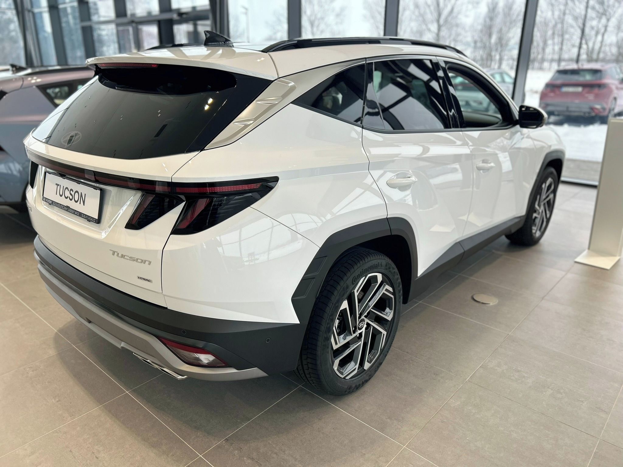 Hyundai Tucson, Premium Luxury TOP 4x4 + pano - fotka 3