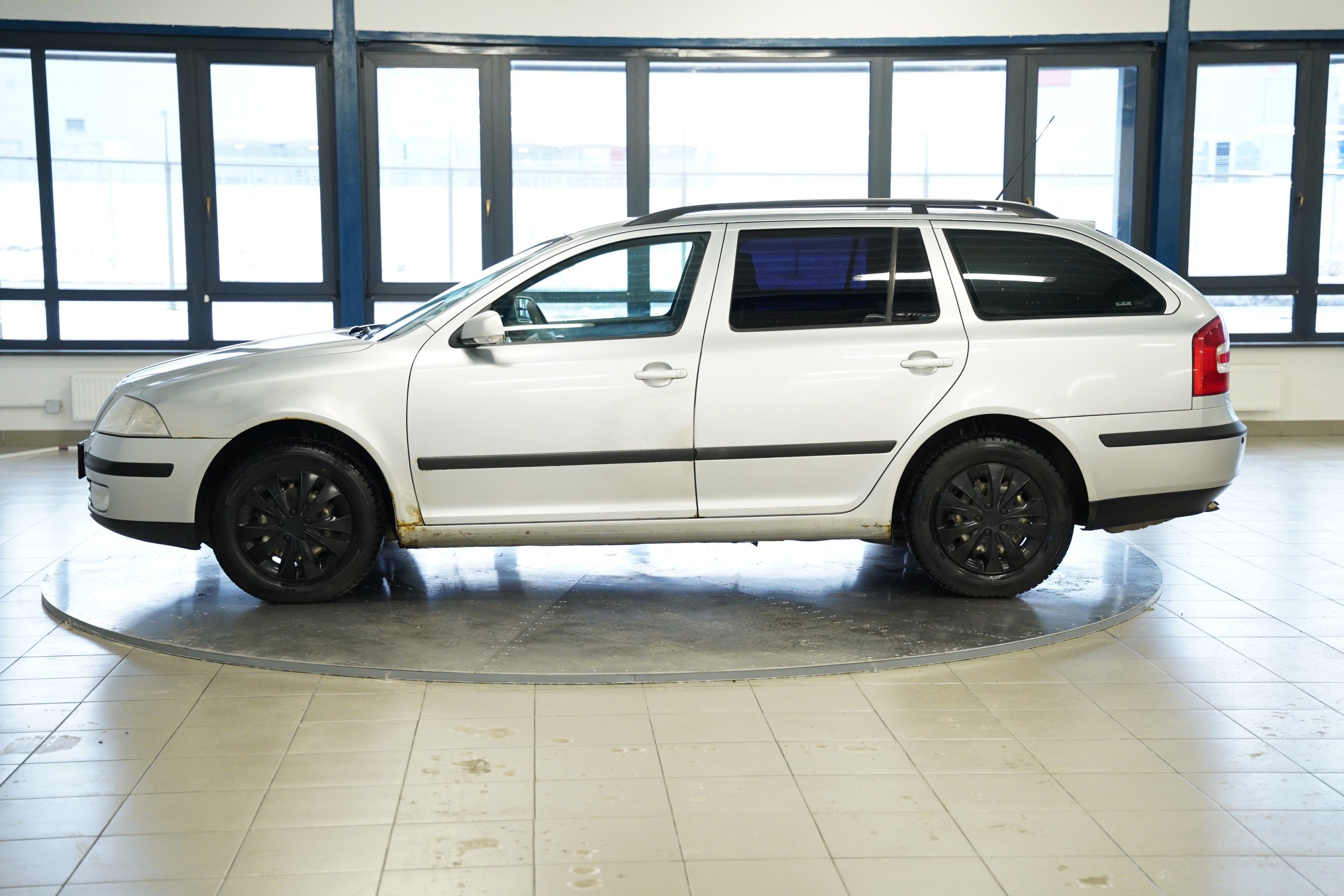 Škoda Octavia, 1.9 TDI 77kW Elegance - fotka 3