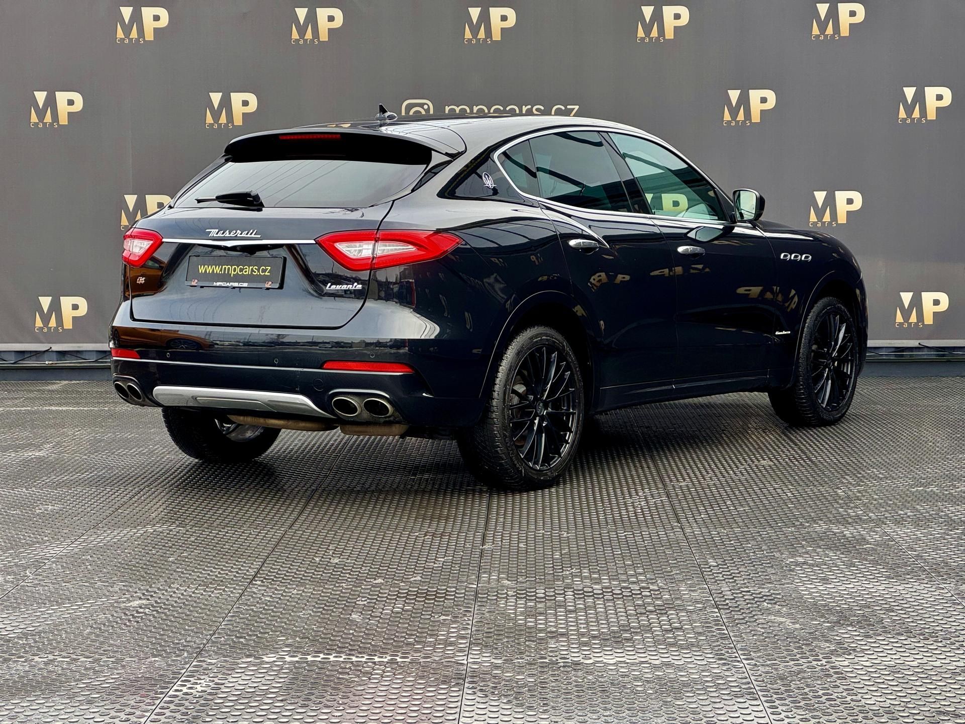 Maserati Levante, GranLusso Q4, 3.0iV6 257kW, ČR - fotka 4