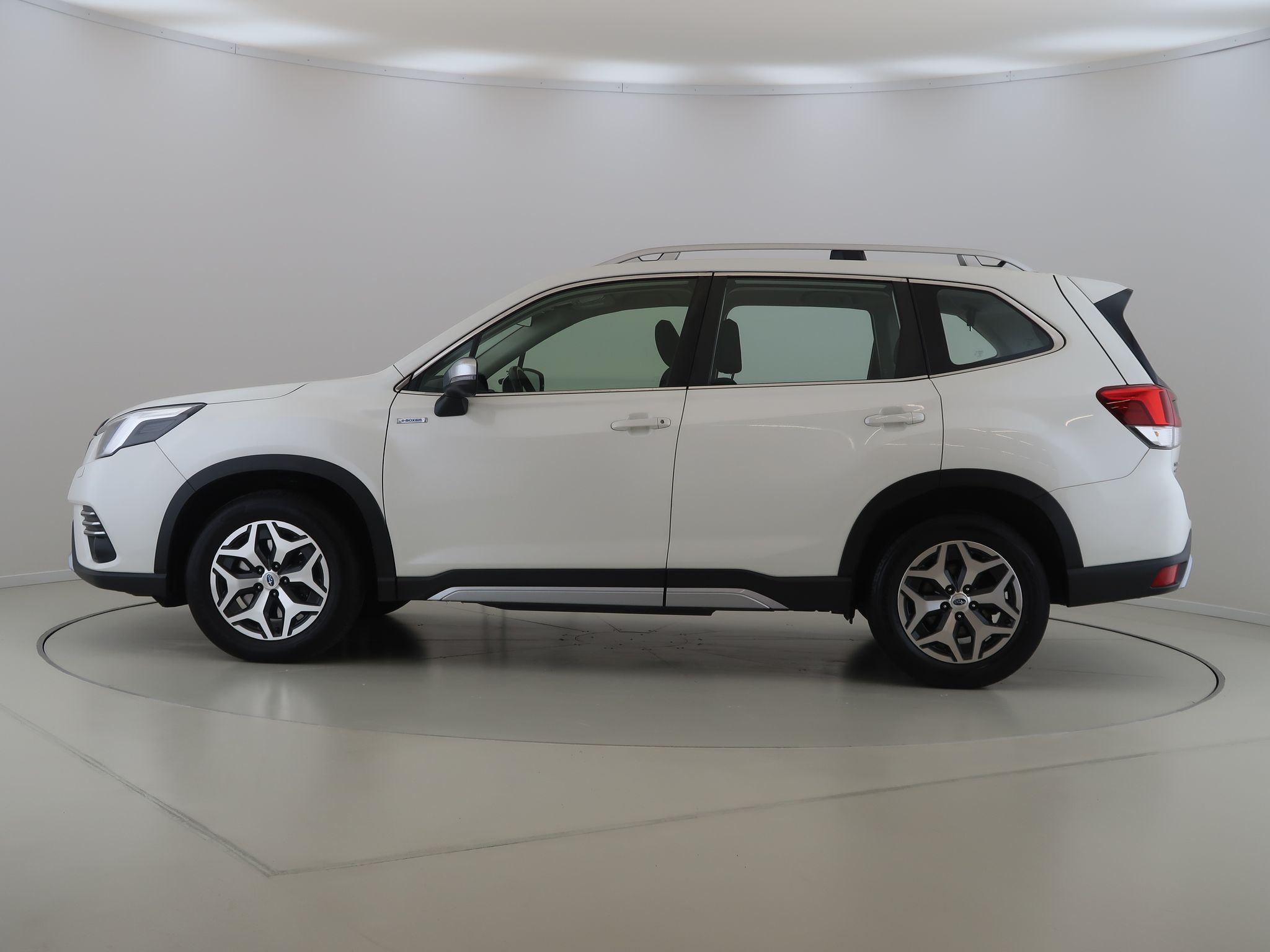 Subaru Forester, 2.0Boxer,CZ,110kW,AT,4x4 - fotka 4