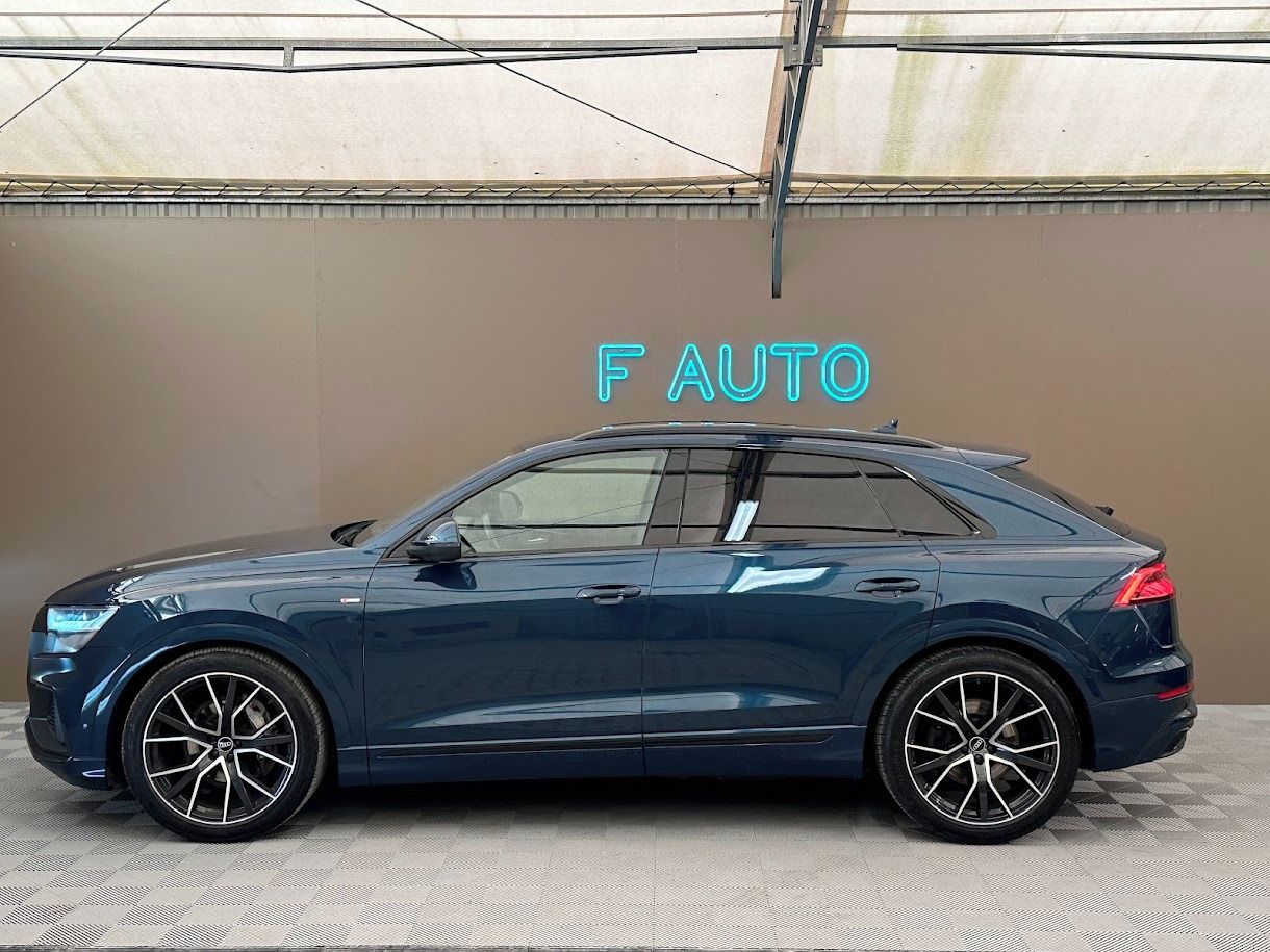 Audi Q8, S-Line 55 TFSI Quattro 250 kW - fotka 5