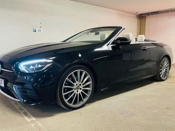 200 AMG 360 kamera světlý int.