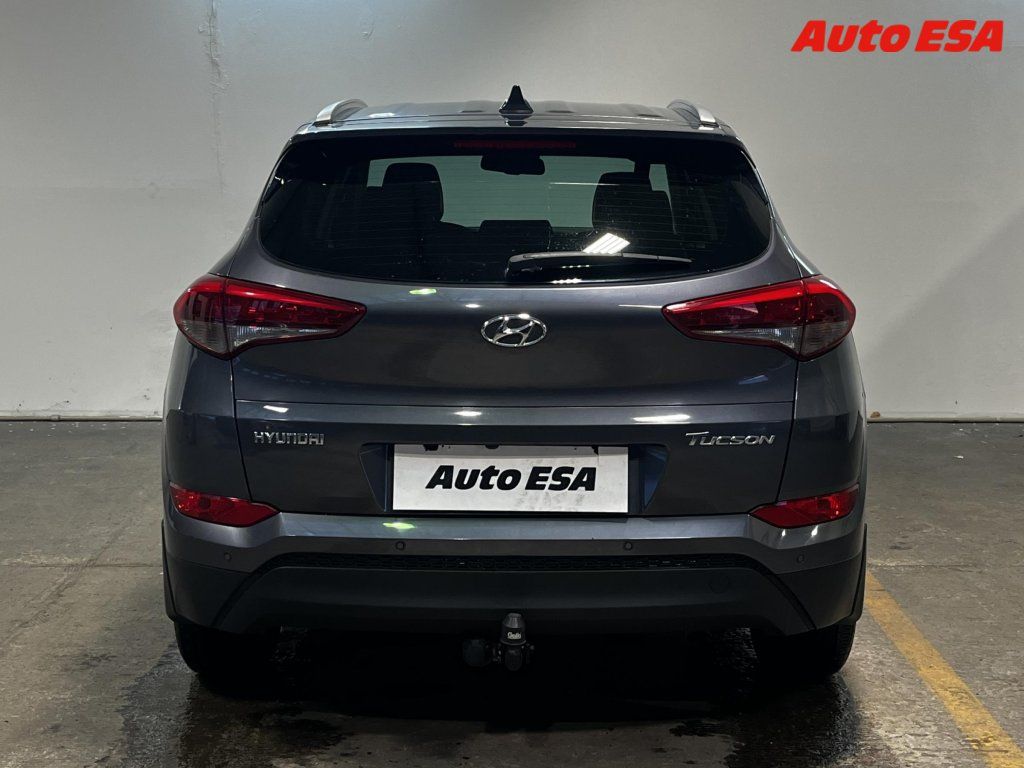 Hyundai Tucson, 1.7 CRDi,navi,autoAC - fotka 5