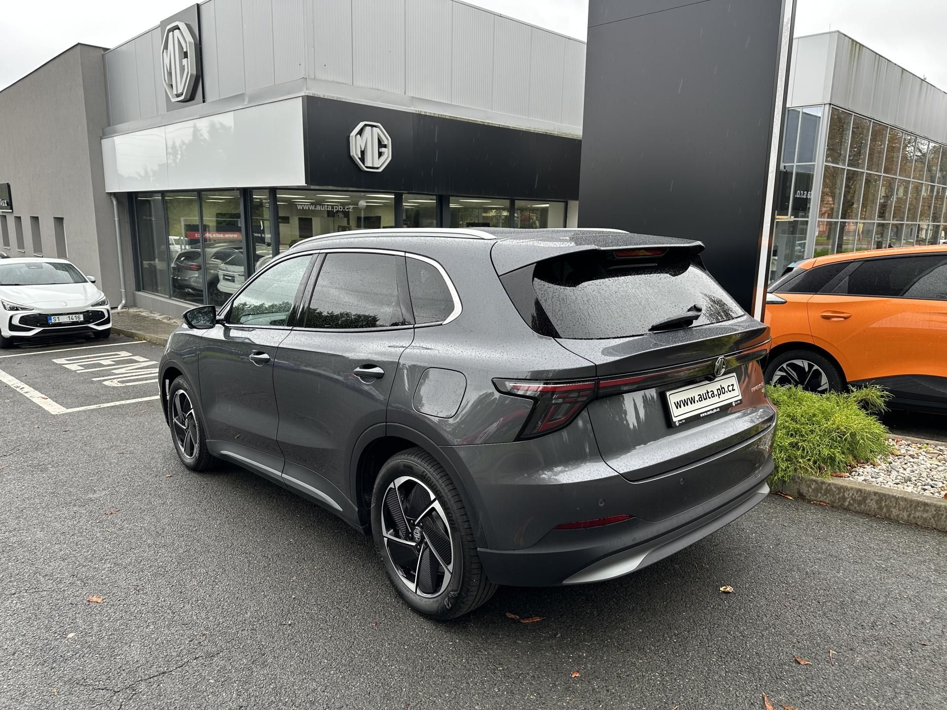 MG MGS5 EV, EXCLUSIVE - fotka 5