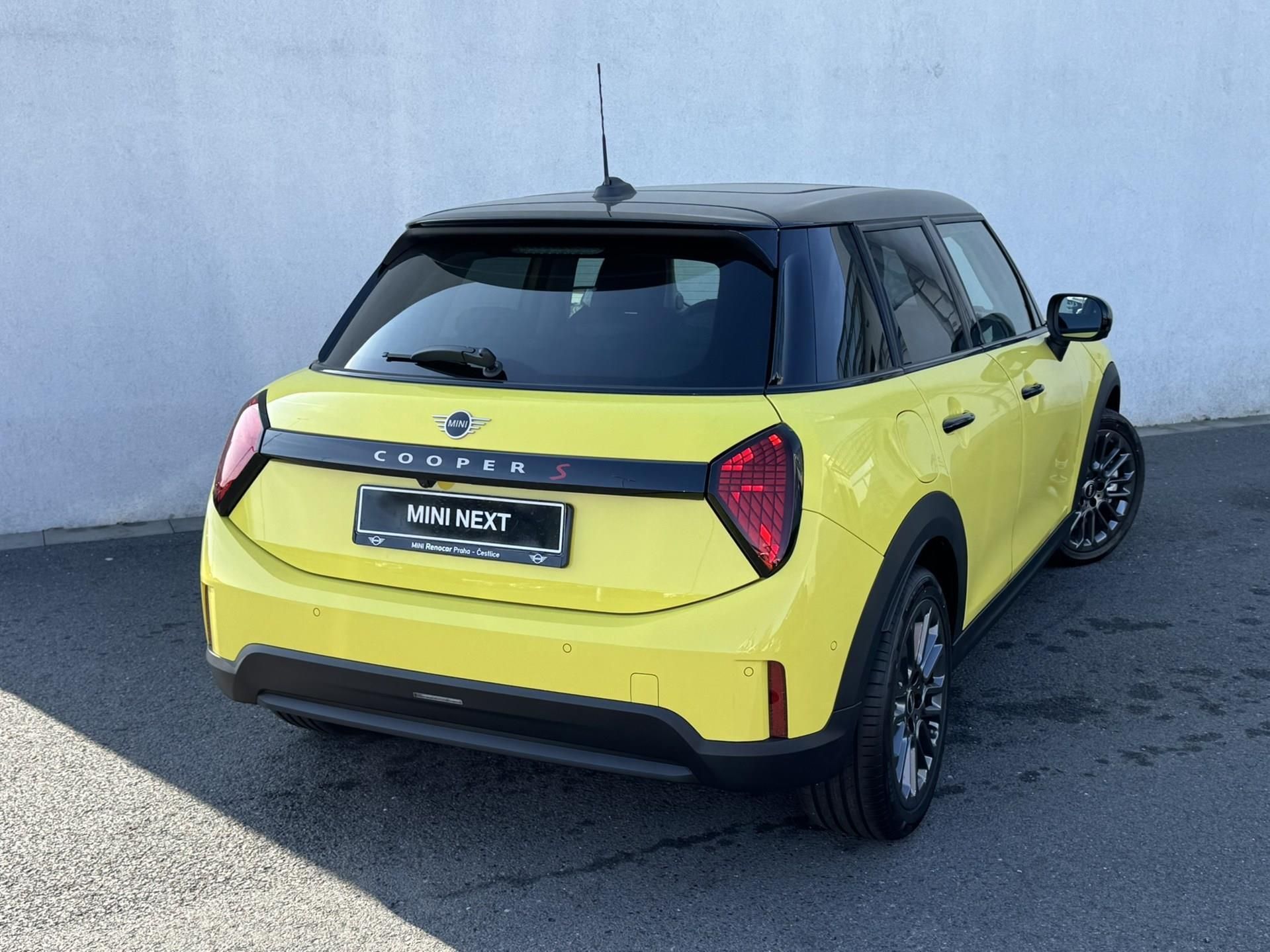 Mini Cooper, 5 door (F65) S - fotka 2