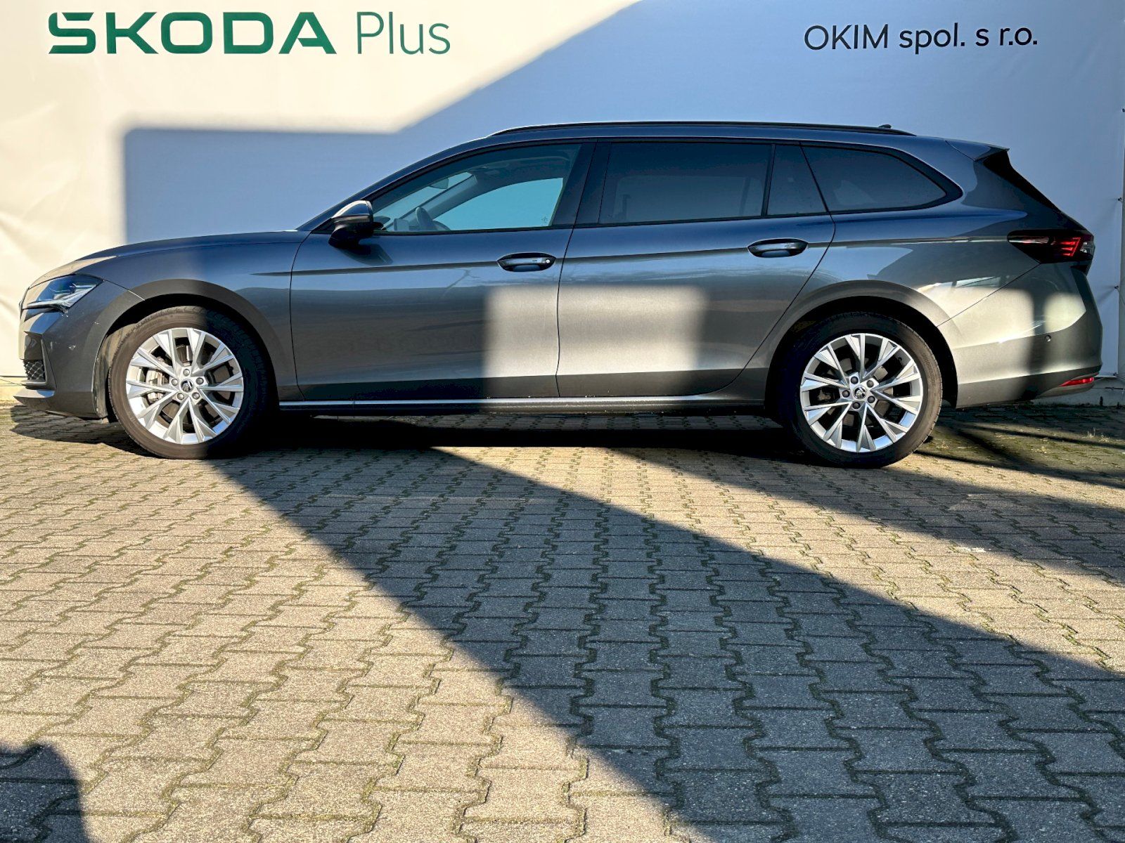 Škoda Superb, 2.0 TDI 142kW 4x4 Selection Co - fotka 3