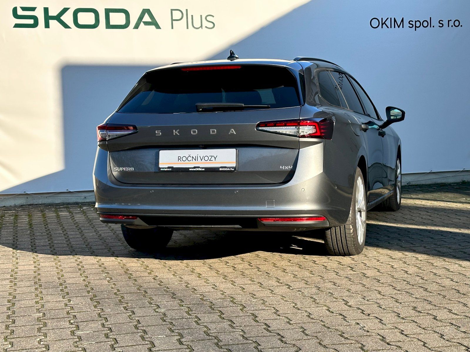 Škoda Superb, 2.0 TDI 142kW 4x4 Selection Co - fotka 2