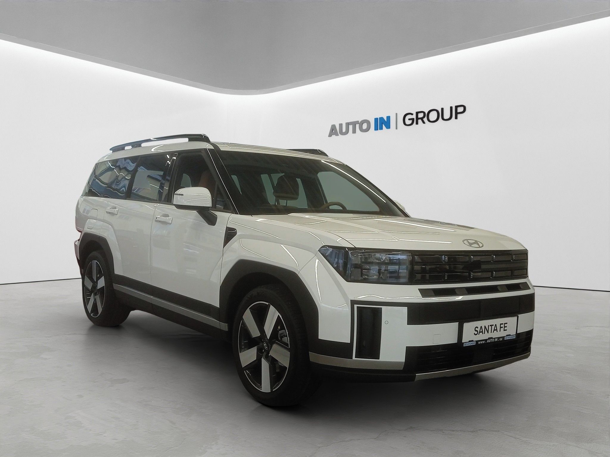 Hyundai Santa Fe, COMFORT 1,6 TGDI PHEV 6AT 4×4 - fotka 4