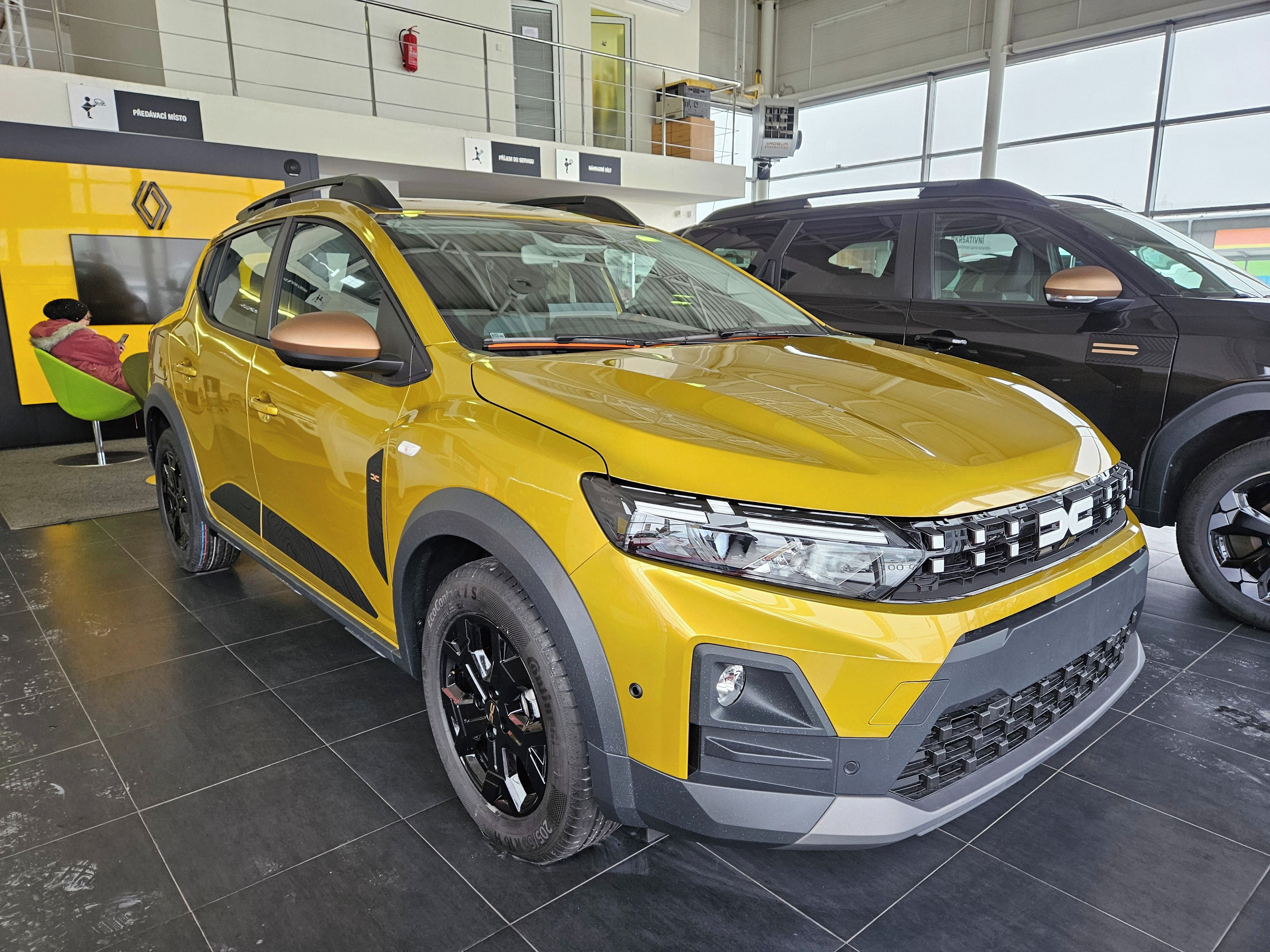 Dacia Sandero, Stepway TCe 110 EXTREME 2026 - fotka 3