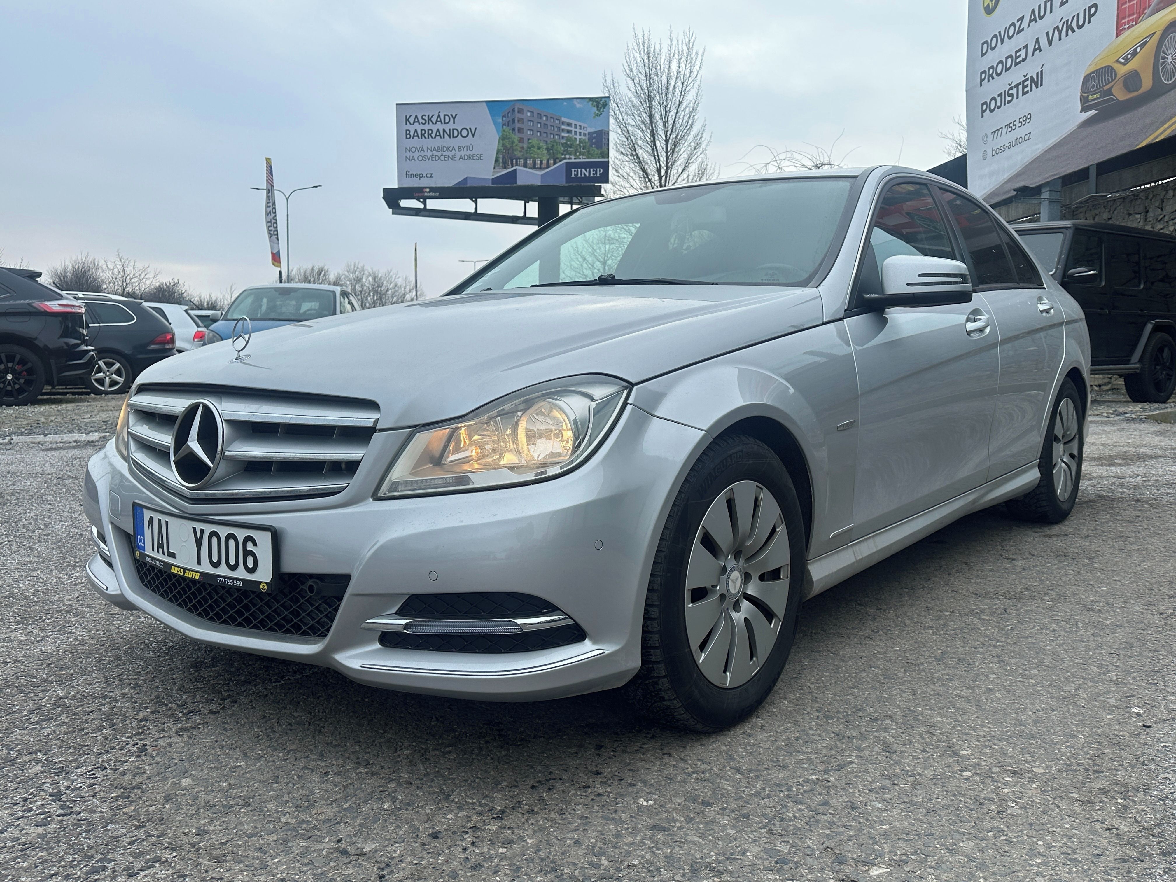 Mercedes-Benz Třídy C, Mercedes-Benz C 180 2013 - fotka 3
