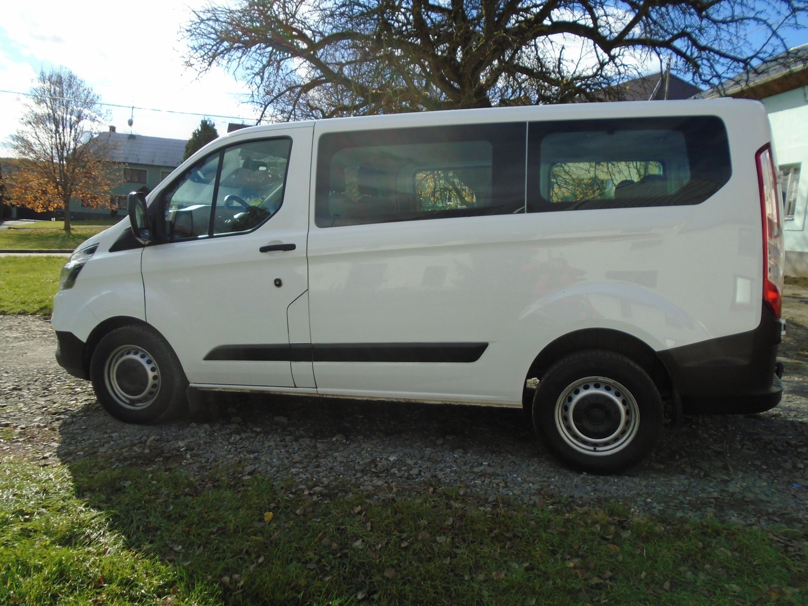 Ford Transit Custom, 2.0D.6rychl.9sedadel,30150km, - fotka 2