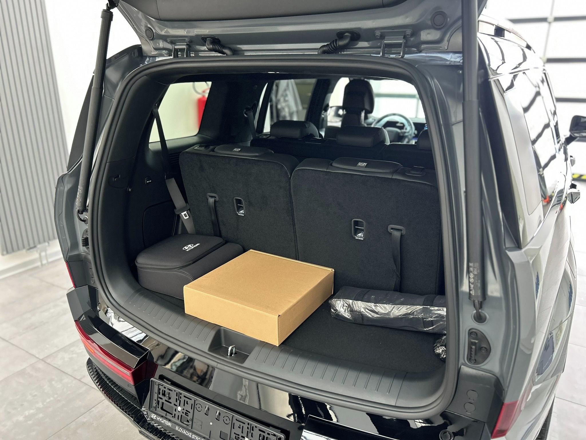 Hyundai Santa Fe, 1,6 TGDI PHEV 4WD CALLIGRAP 7M - fotka 5