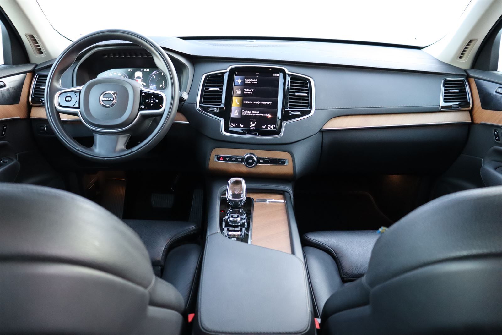 Volvo XC90, B5 AWD Drive-E Inscription - fotka 3