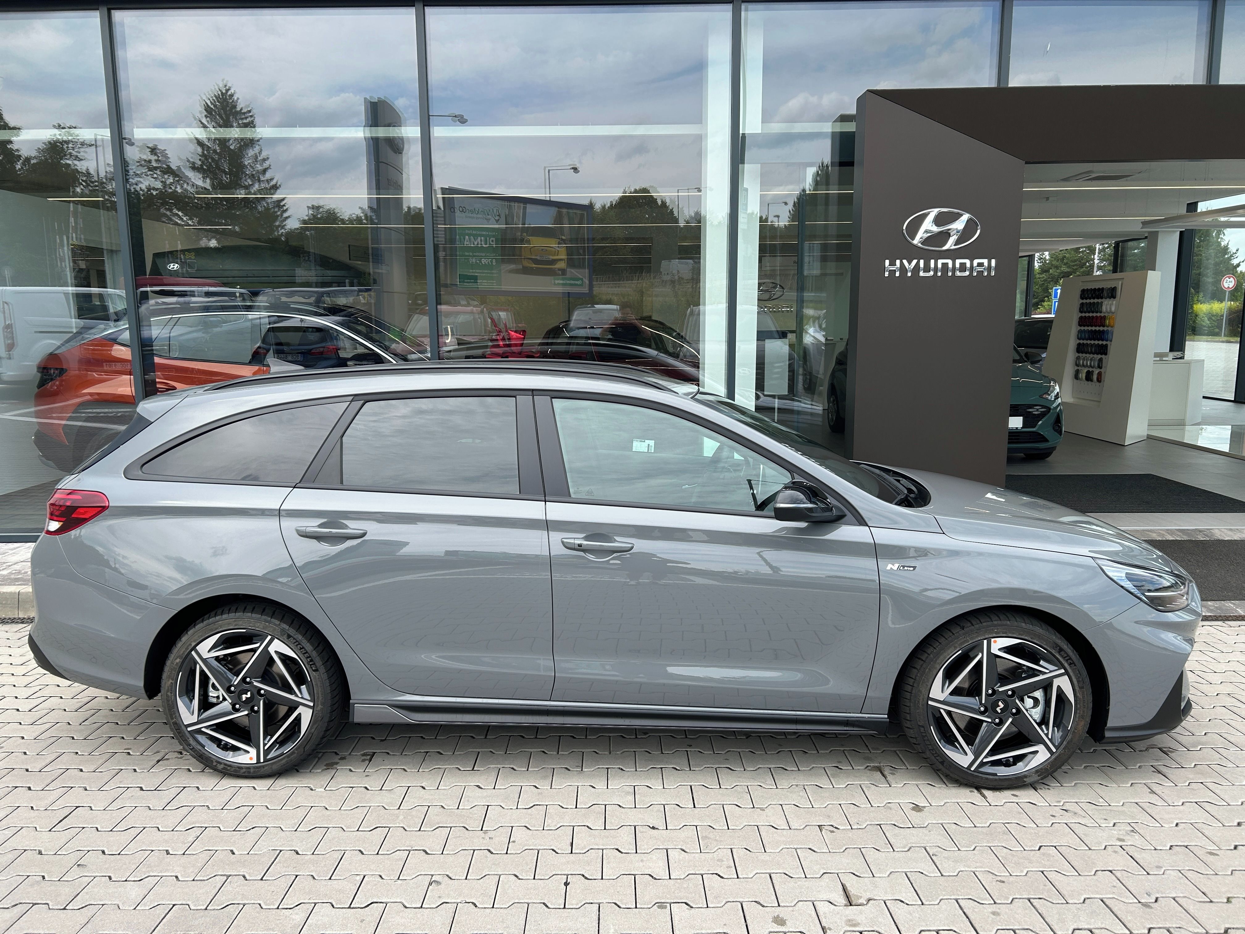 Hyundai i30, WG 26 1,6 T-GDI DCT N LINE - fotka 3