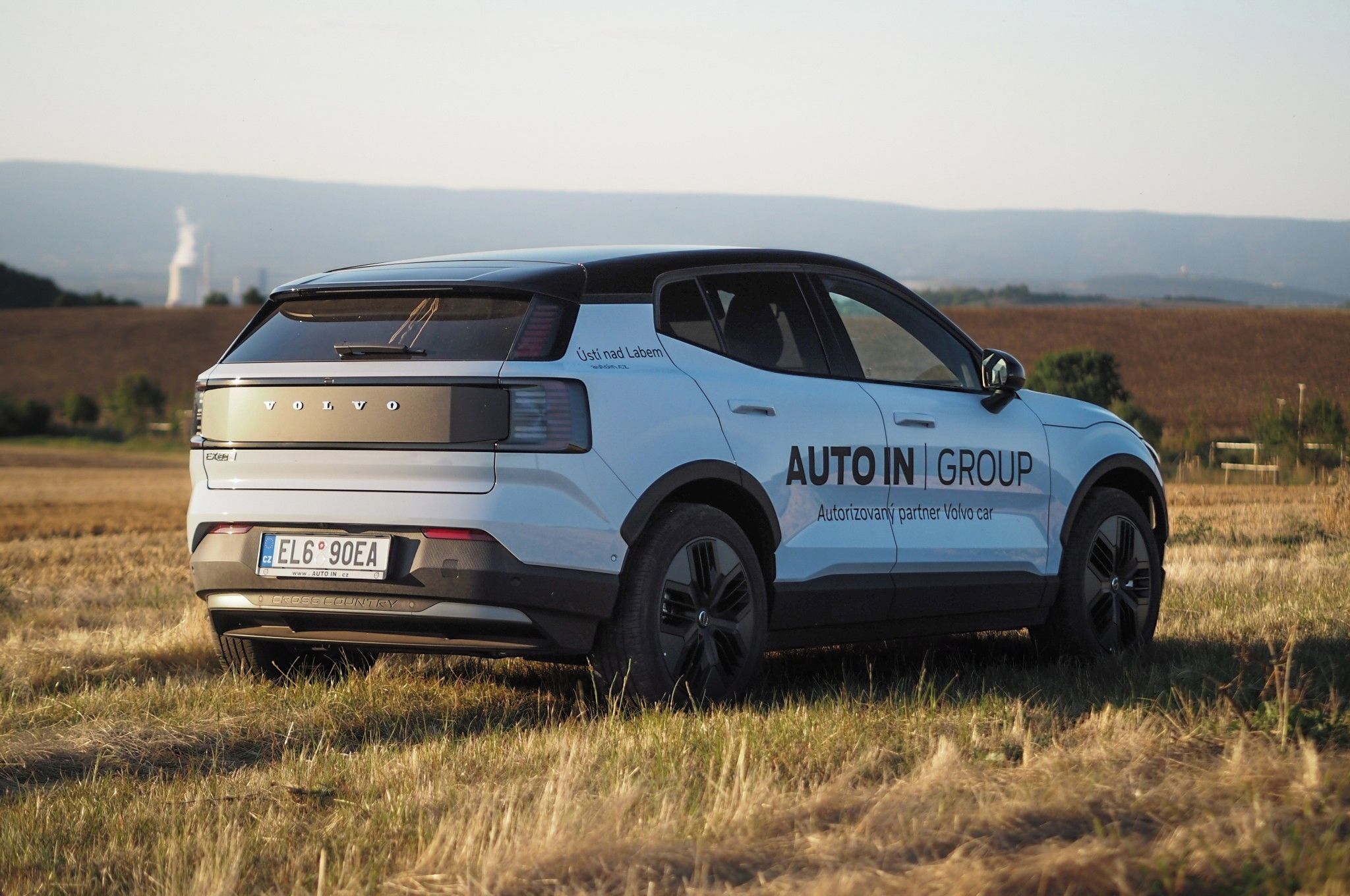 Volvo EX30, CC ULTRA 315kW AWD 360°kamera - fotka 3