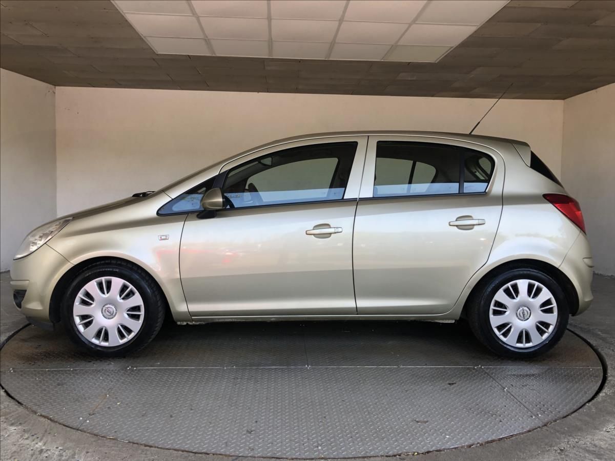 Opel Corsa, 1,2 16V ECOTEC - fotka 4