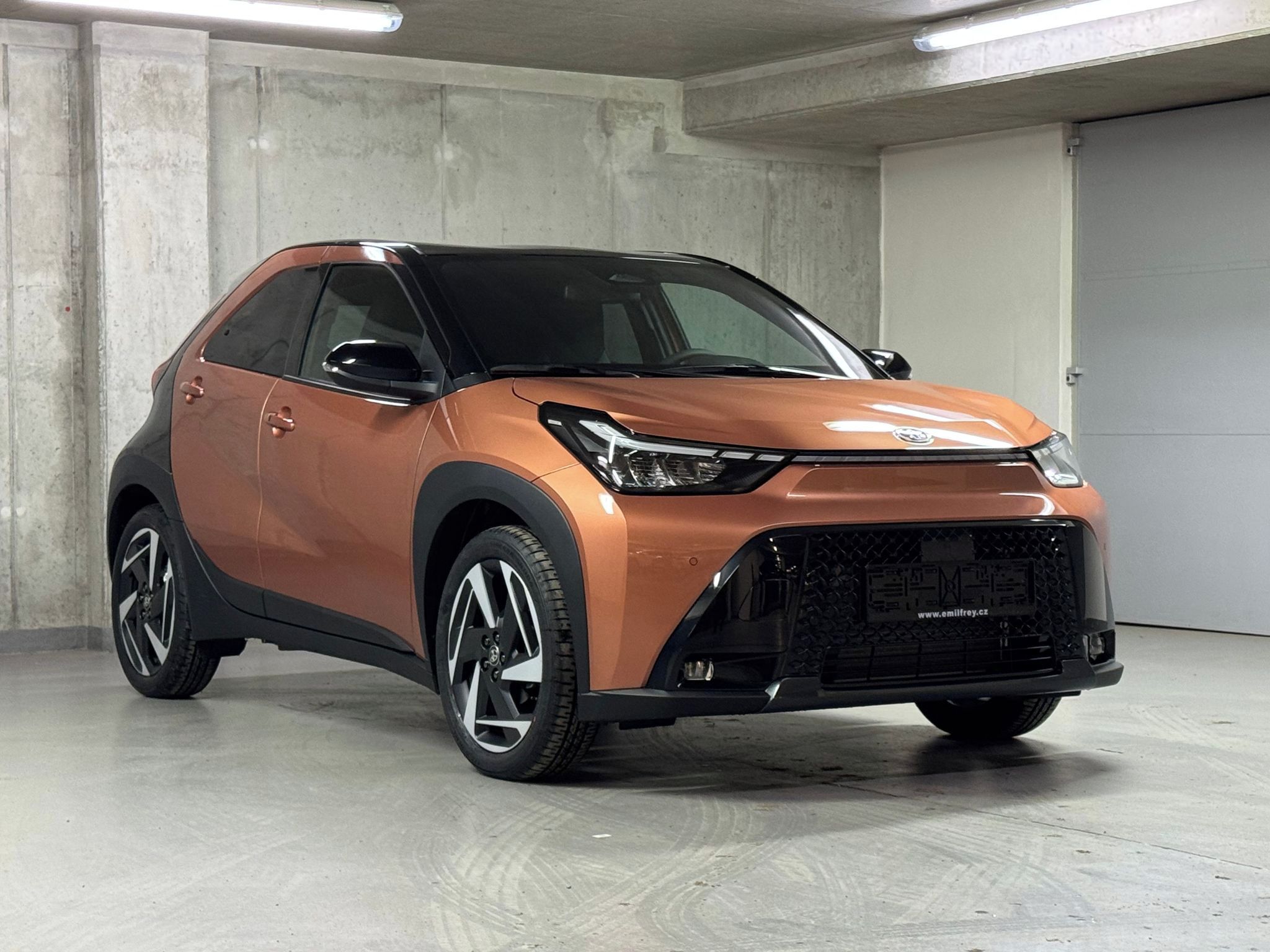 Toyota Aygo, Executive  1.5 Hybrid 116k - fotka 3