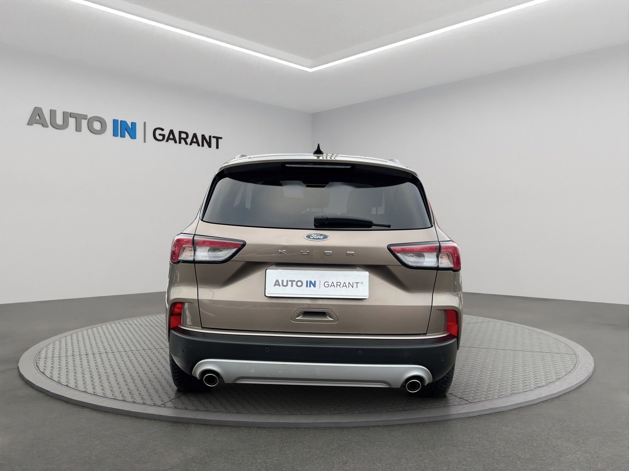 Ford Kuga, 1.5 110kw, ČR, 1. maj - fotka 6