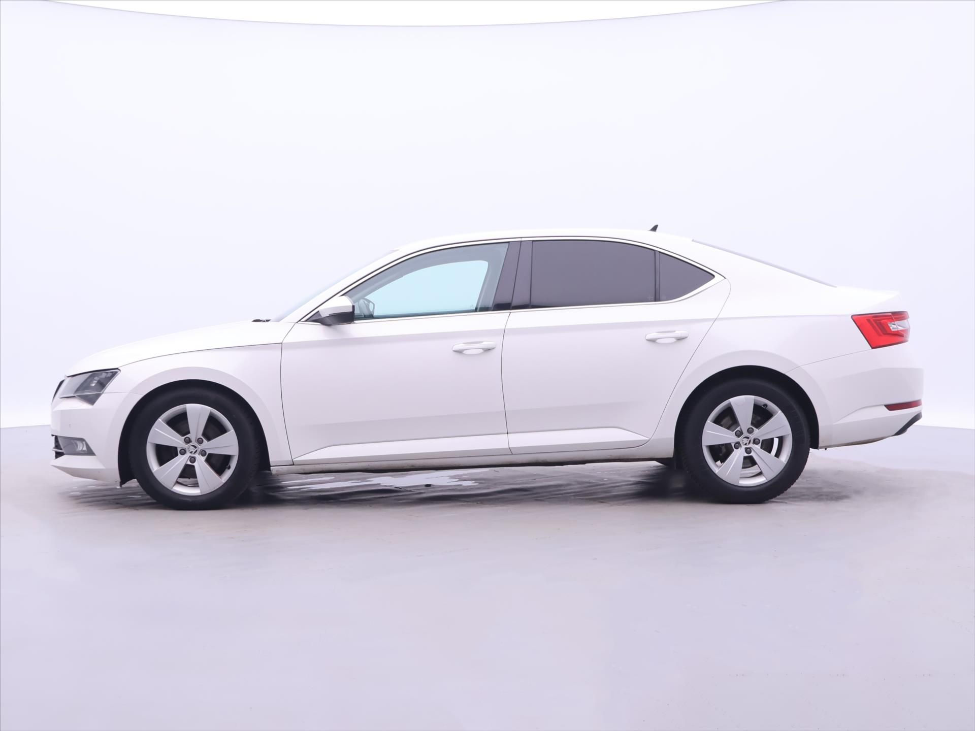 Škoda Superb, 2,0 TDI 110kW Ambition CZ - fotka 4