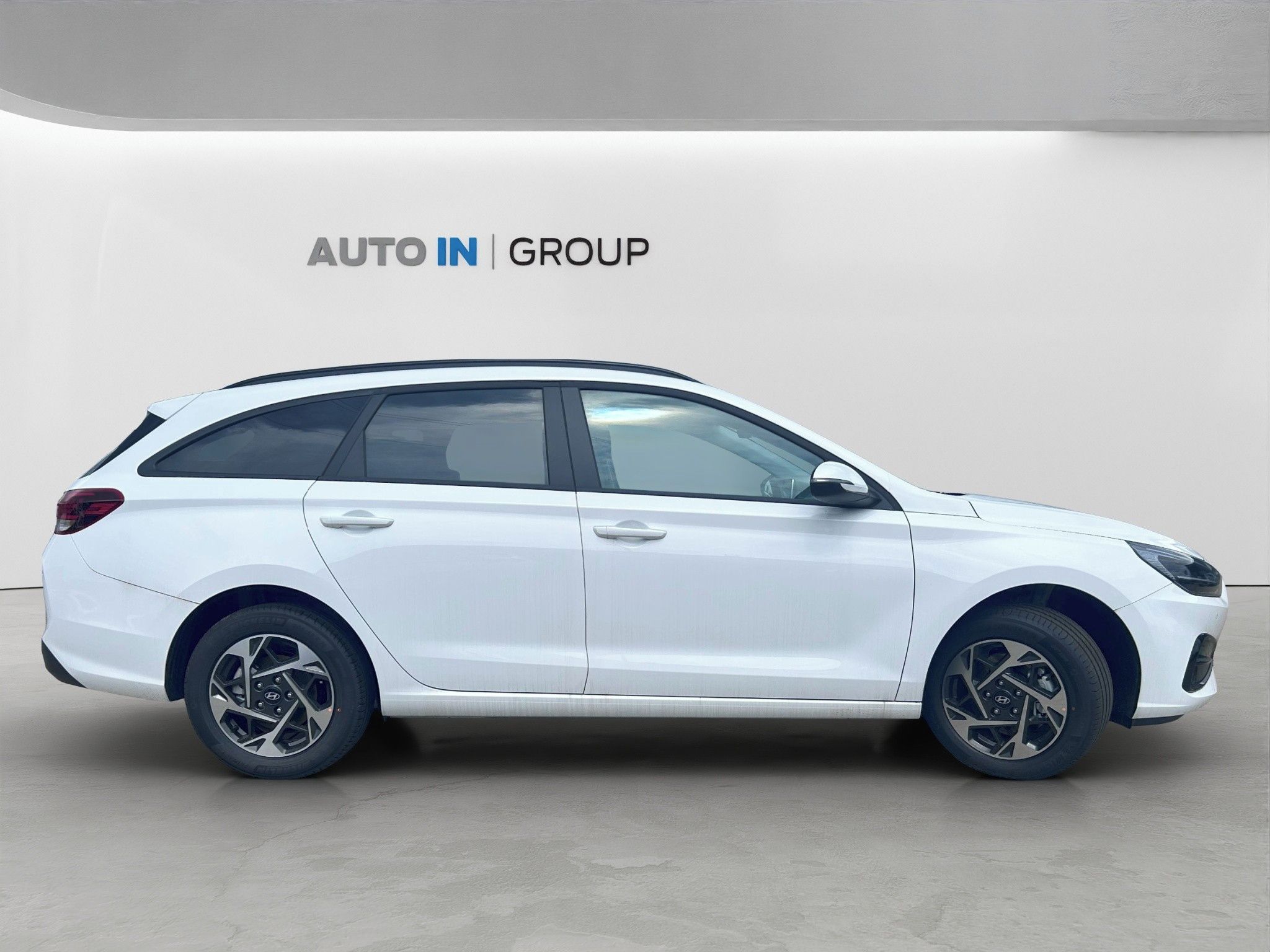 Hyundai i30, i30 Kombi 1,0 T-GDI 74 kW Styl - fotka 6