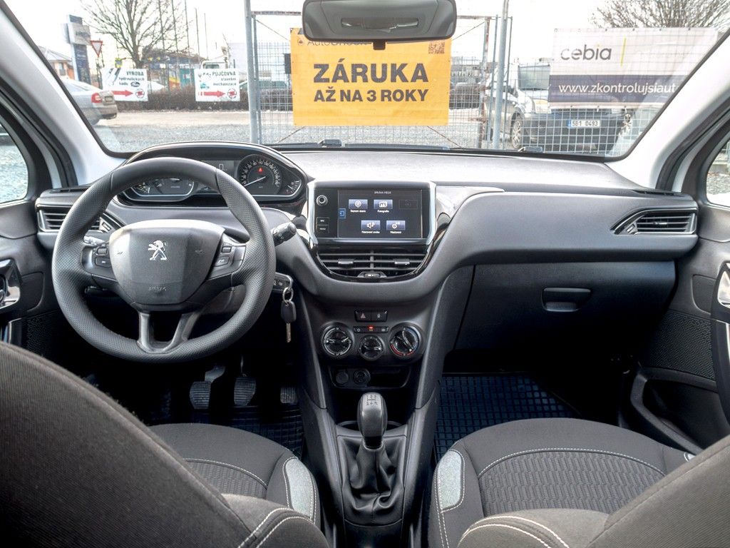 Peugeot 208, ČR 1.6HDI 55KW – PO SERVISU - fotka 6