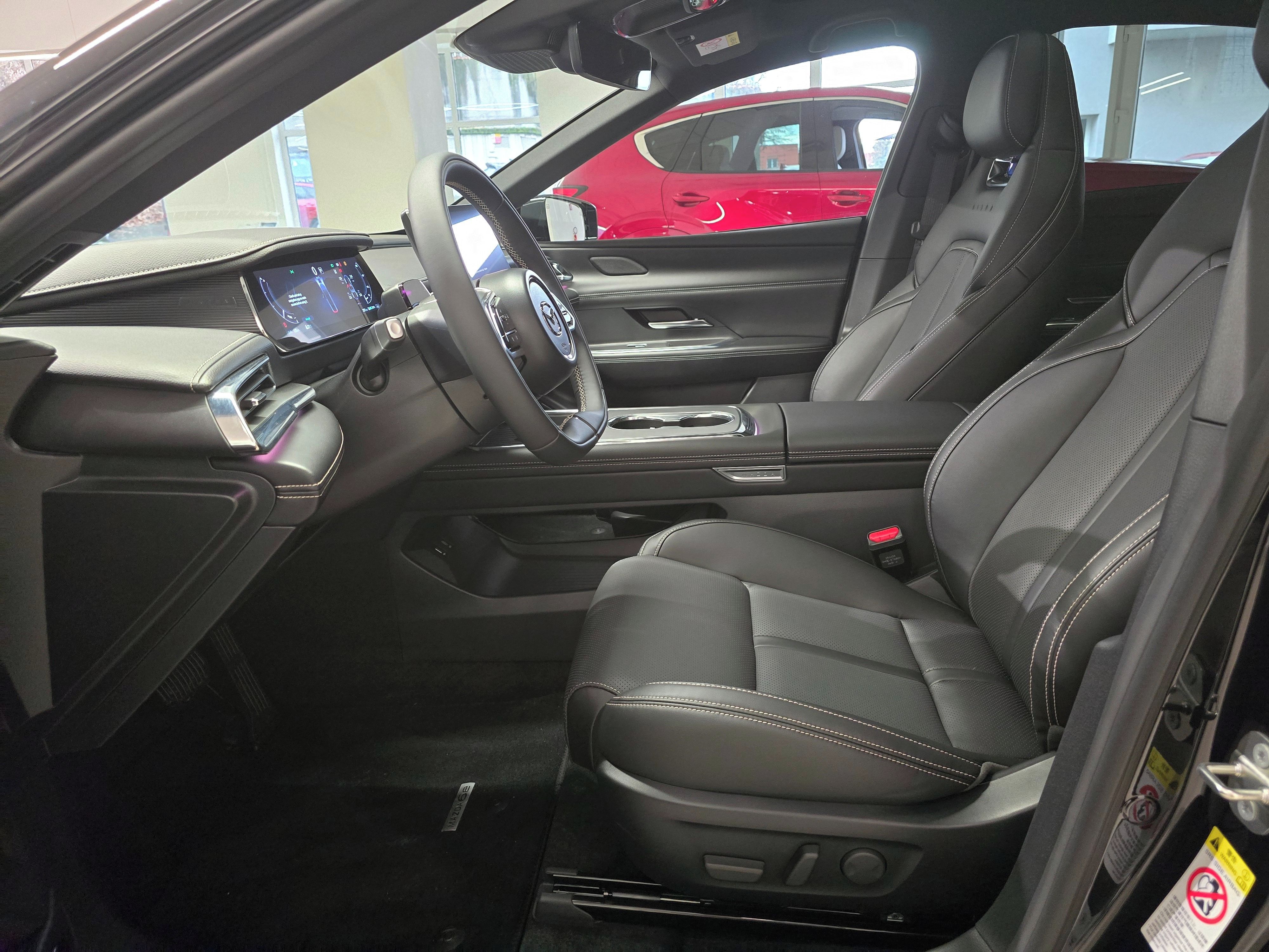 Mazda 6e, 5HB EV 258k 1AT RWD Takumi - fotka 2