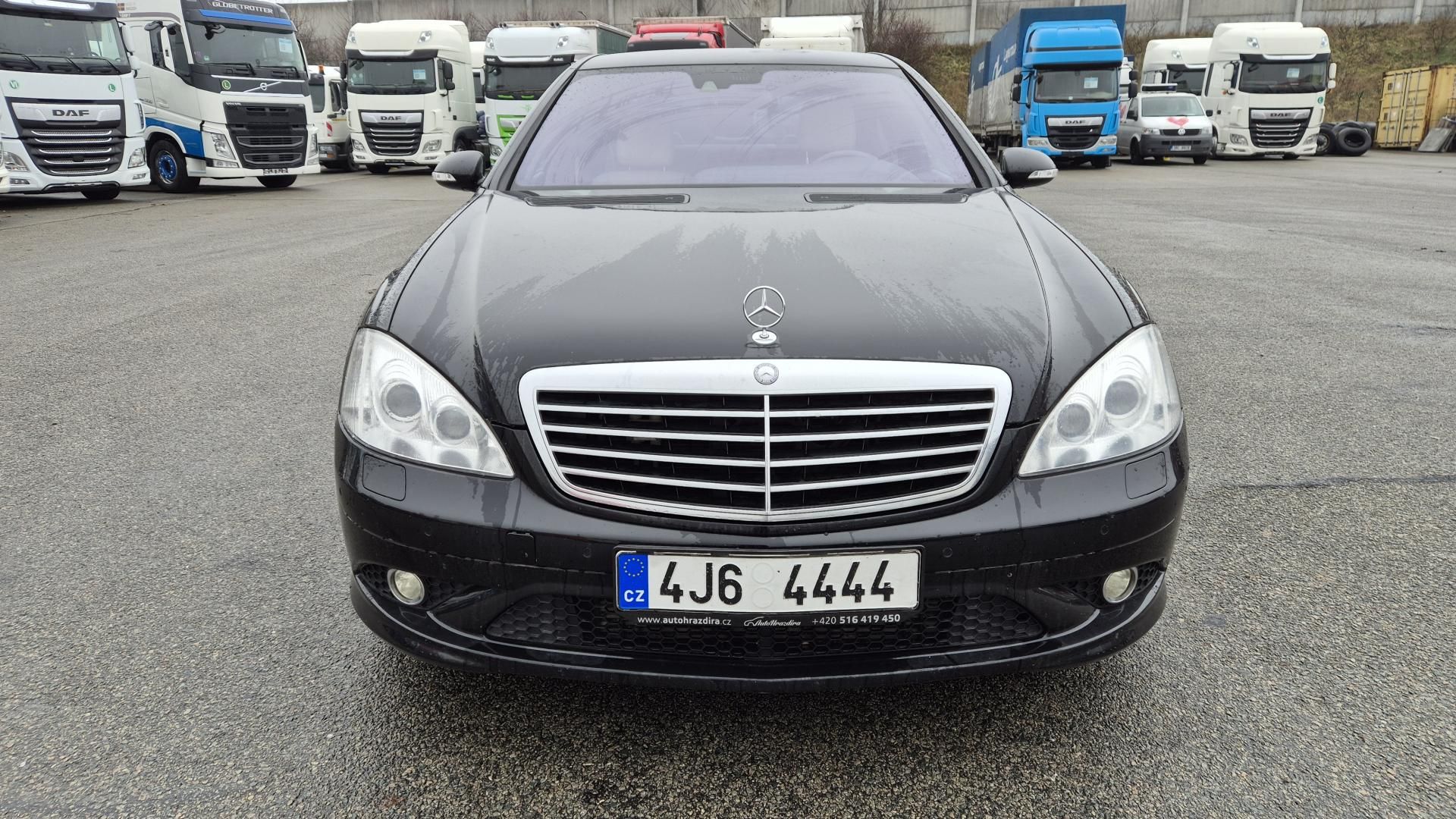 Mercedes-Benz Třídy S, S 320 CDI 4-MATIC 2987 cm3 173 - fotka 2