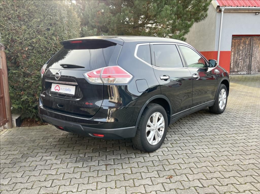 Nissan X-Trail, 1,6 dCi  7-míst automat - fotka 5