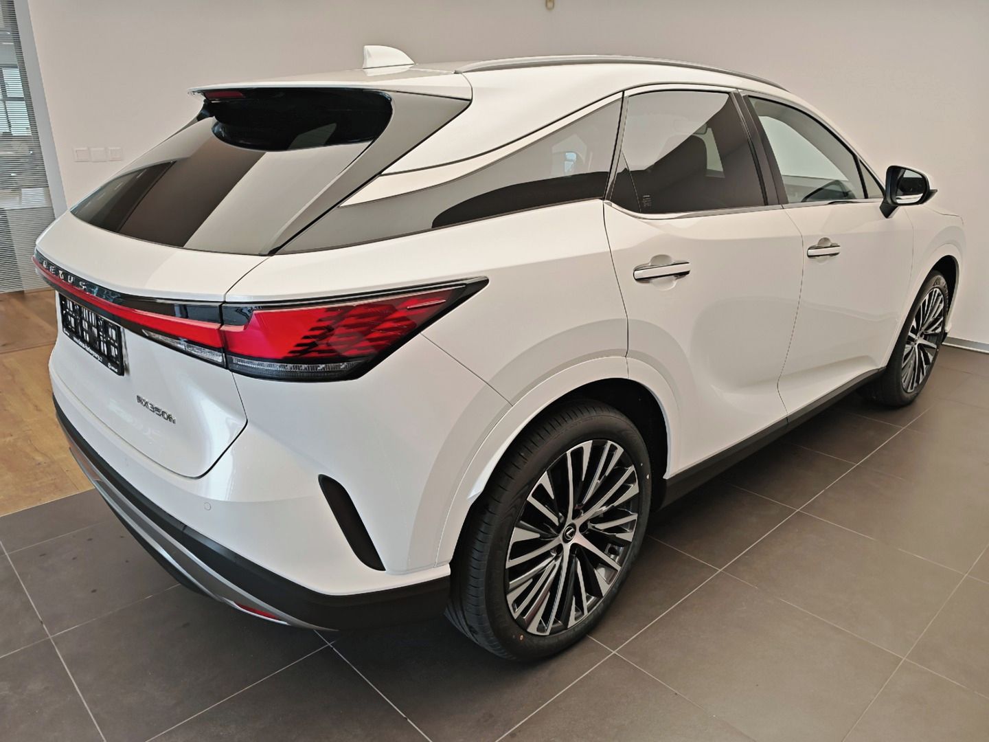 Lexus RX, 350h Executive Plus - fotka 4